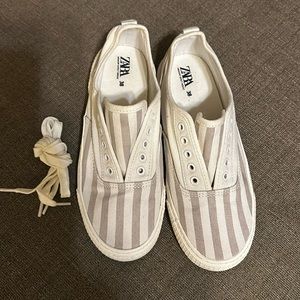 Zara canvas casual sneaker